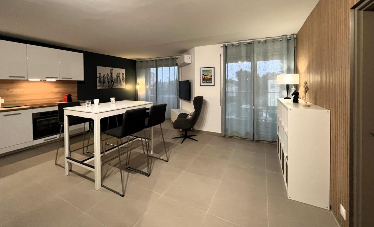 Confortable Appartement Pres D'Avignon Льо Понте Екстериор снимка